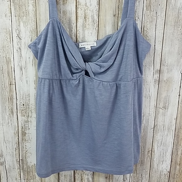 Socialite tie-front tank top - Picture 7 of 7